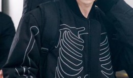 娱乐圈八卦最新爆料声音,神秘恋情曝光，当红明星竟与素人牵手？